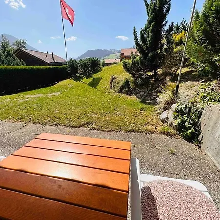 Cozy With Garden And Mountain View. *