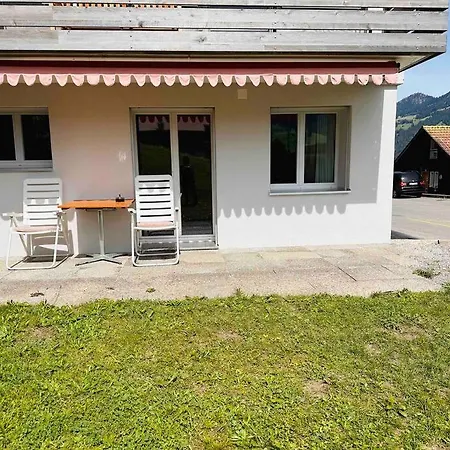 Daire Cozy With Garden And Mountain View. Zweisimmen